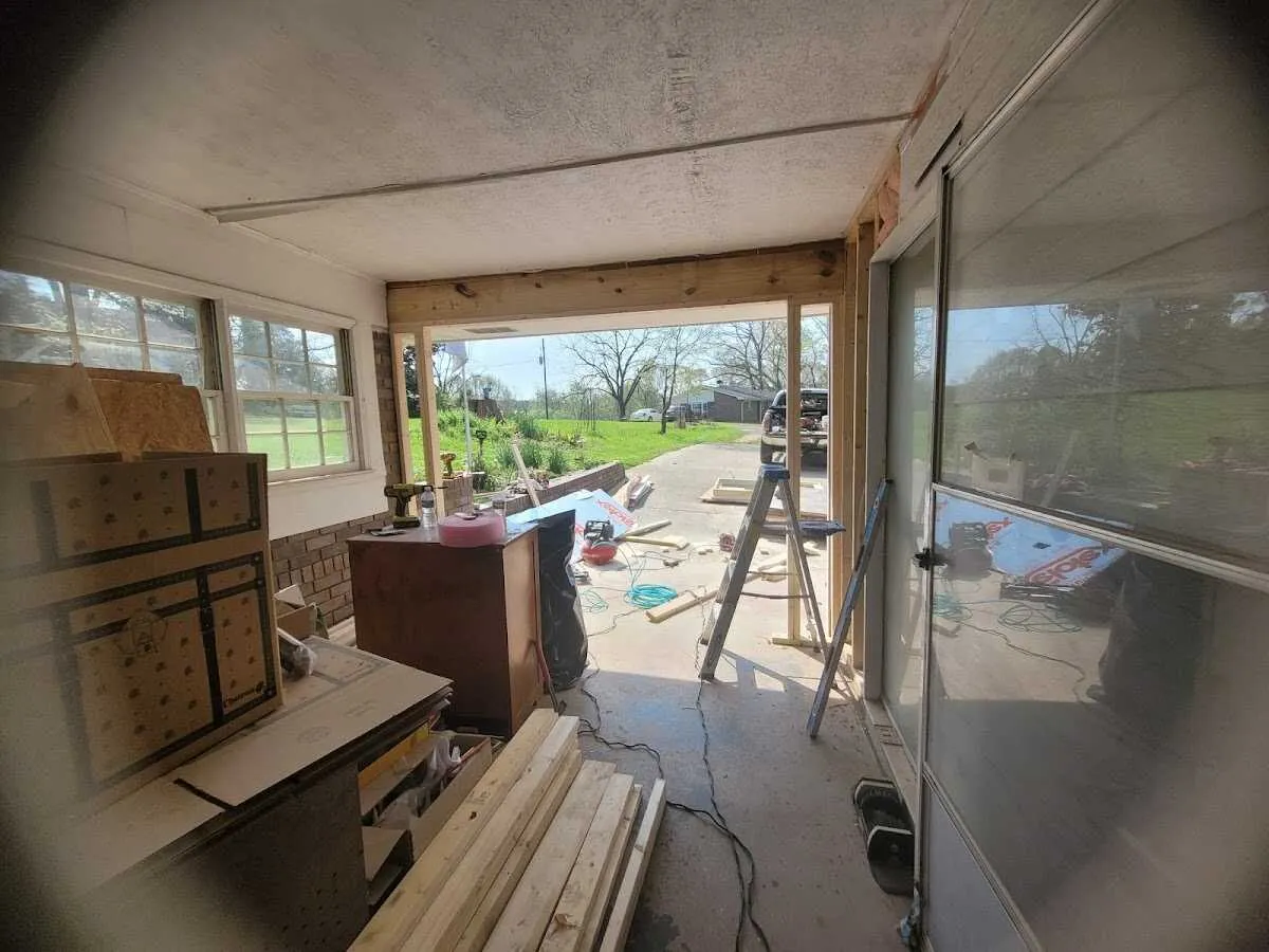 Air movers and dehumidifier for Water Mitigation Services in Galion